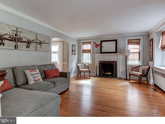 4th image of 5028 Marvine Ave