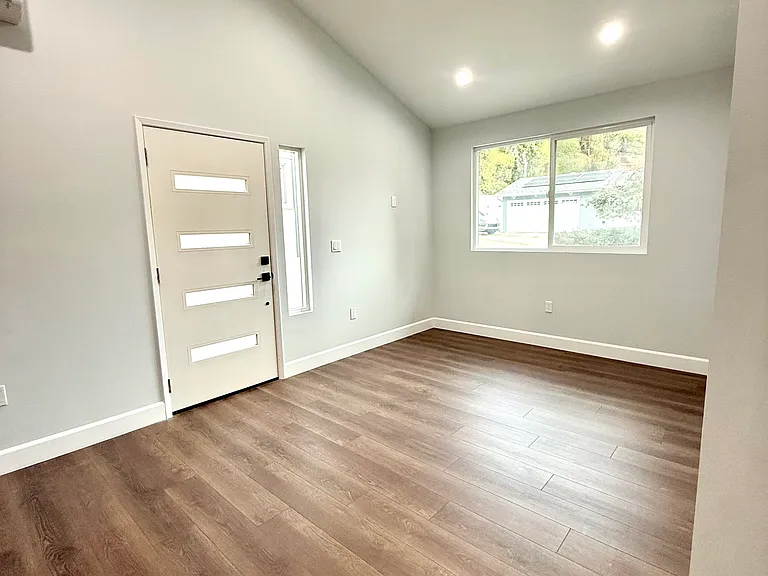10801 Terecita Rd — Photo 20