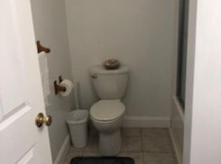 147 North St, Hyannis, MA 02601