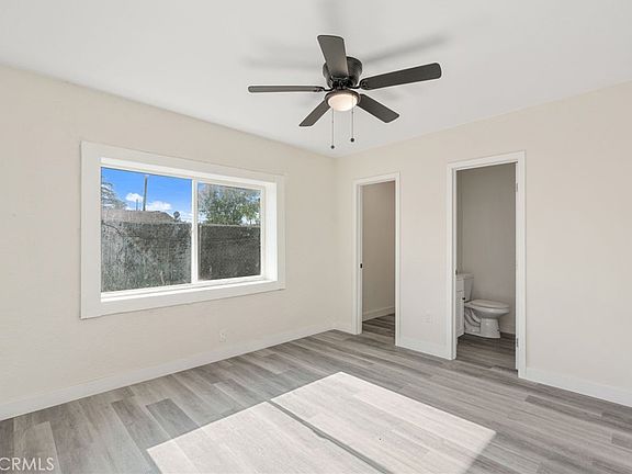5th image of 2723 Iris St