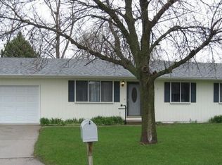 2117 10th St, Nevada, IA 50201