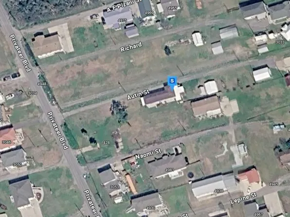 4975 Autin St, Barataria, LA 70036