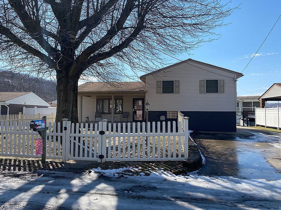 1st image of 2907 Capewood Ct