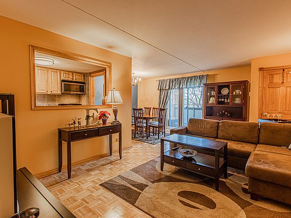 2nd image of 1463 Mercury Dr APT 215