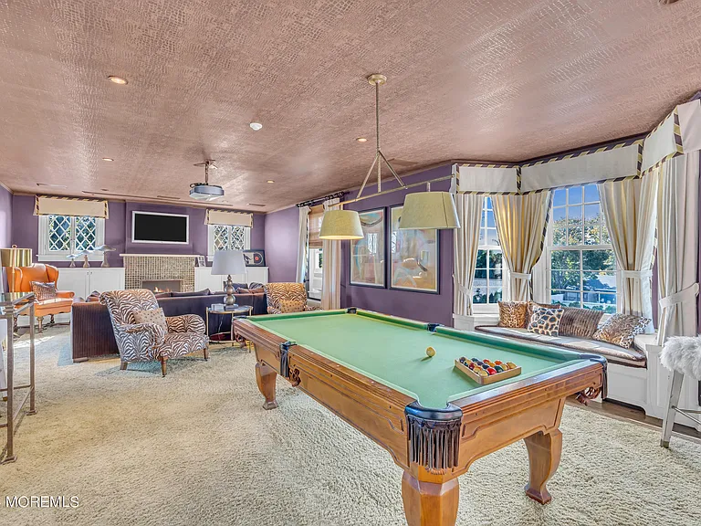 207 Monmouth Ave — Photo 43