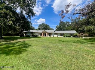 206 Lewis St, Florence, MS 39073