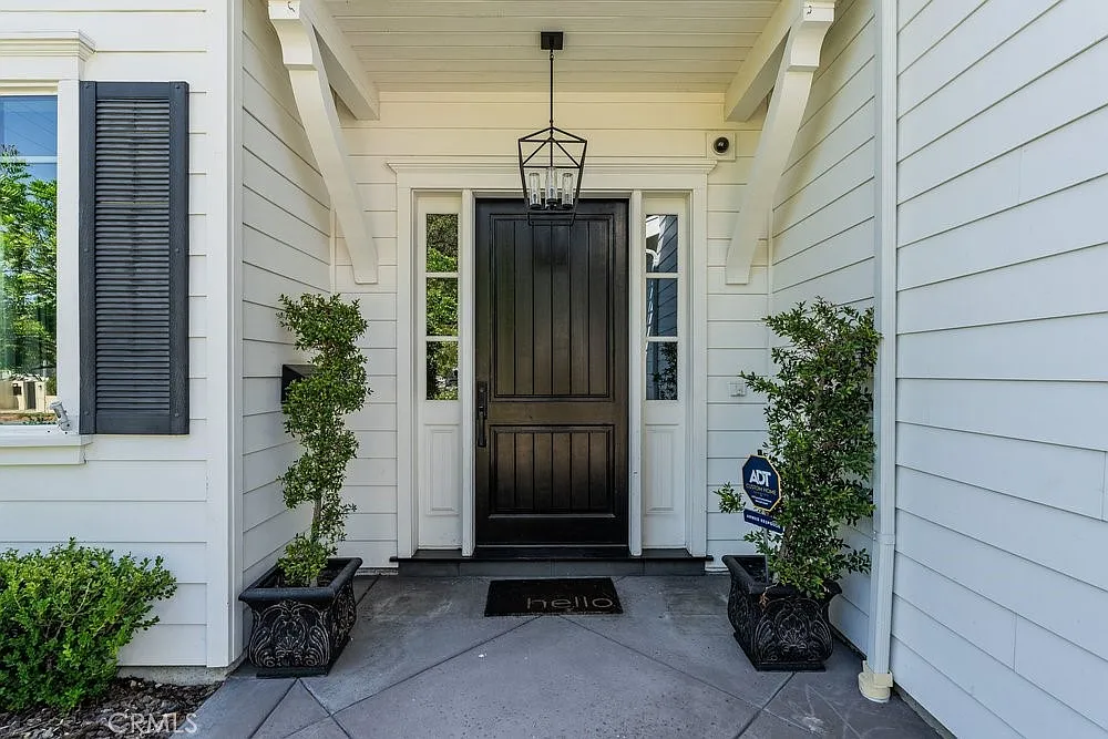5 bed, 4111 sqft, $16,000 — Photo 3