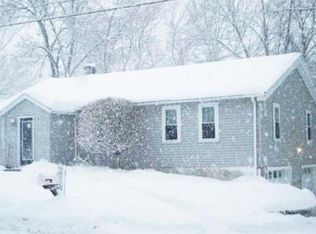 28 Offer St, Haverhill, MA 01835