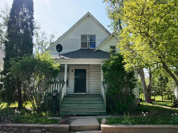 113 S Isabella St, Clinton, IL 61727