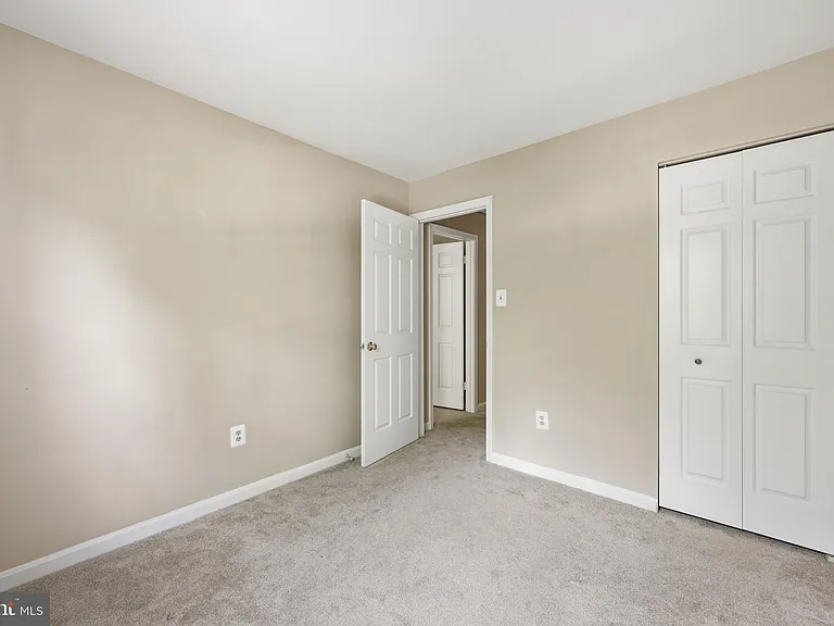 15622 Cliff Swallow Way — Photo 16