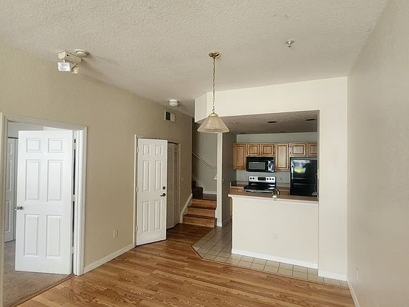 3rd image of 4002 Venetian Bay Dr APT 105