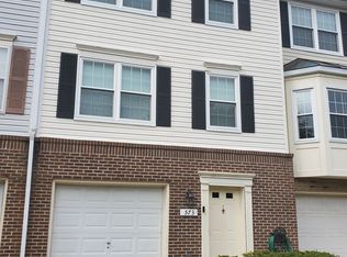 573 Highland Towne Ln, Warrenton, VA 20186