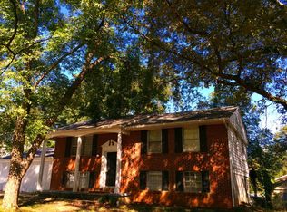 551 Roxbury Dr, Riverdale, GA 30274