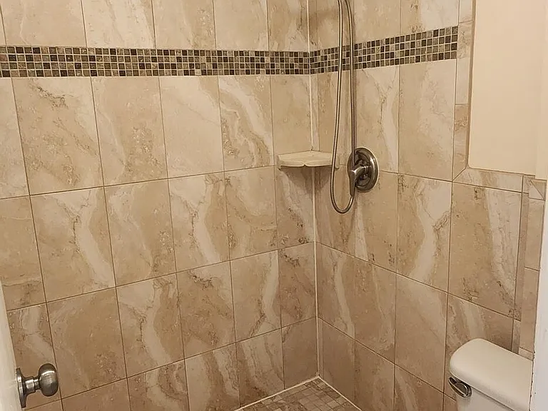82 Emerald Ct — Photo 11