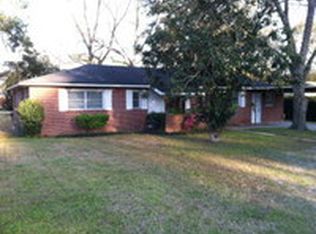 1910 Sunnyside Dr, Waycross, GA 31501