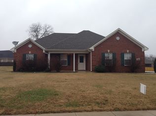 115 Khaki Ridge Dr, Hazel Green, AL 35750