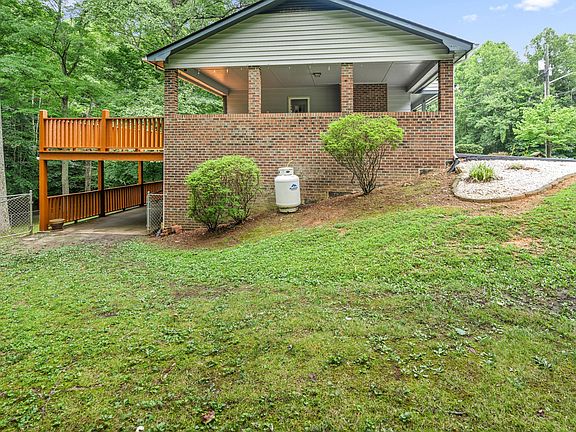 5th image of 245 Vista View Ln