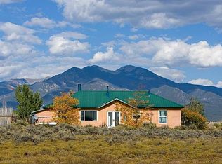 6 Stargazer's Route, Taos, NM 87571