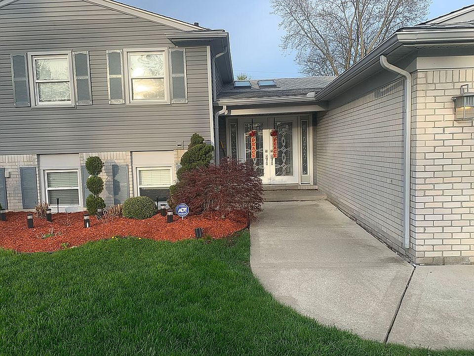 2nd image of 28820 Bell Rd