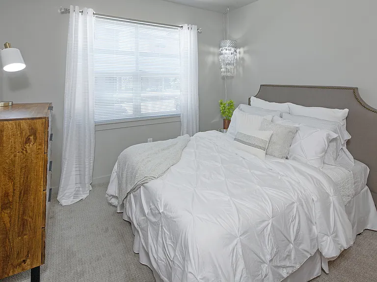 The Tennyson At Crescent Village — Photo 6