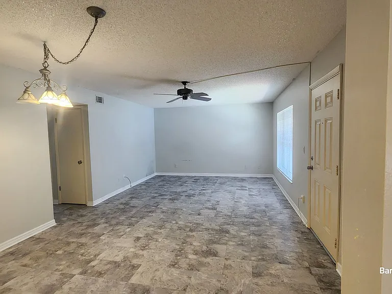 112 Lacosta Ln #311 — Photo 2