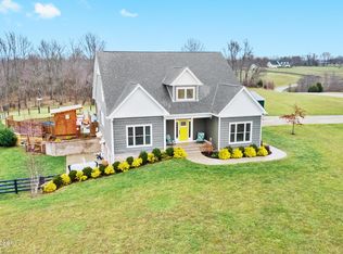 375 Painted Leaf Ct, Shelbyville, KY 40065