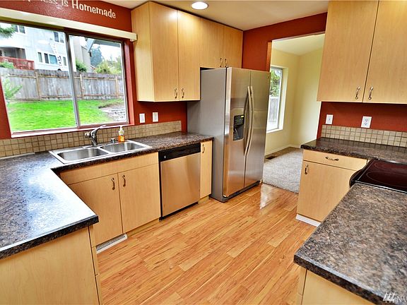 4th image of 8620 64th Ave E