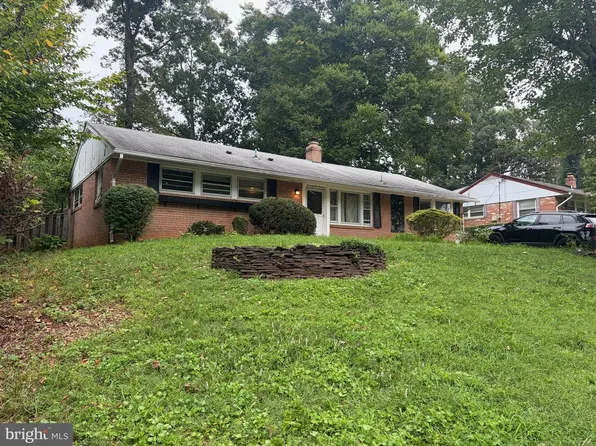 7914 Hatteras Ln, Springfield, VA 22151