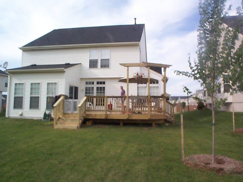 1st image of 47409 River Falls Dr