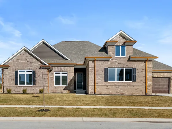 4248 Stone Lake Dr, Zionsville, IN 46077