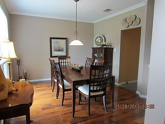 3rd image of 2901 Torreya Ct