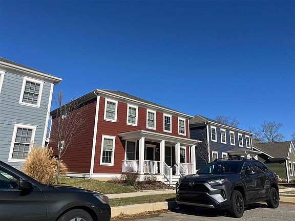 3rd image of 1907 Gladys St