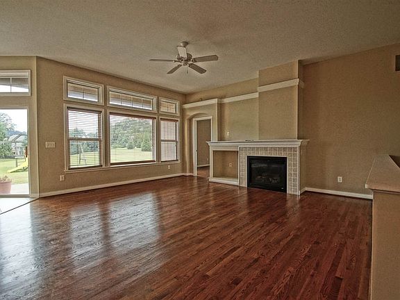 4th image of 3869 Deertrail Dr