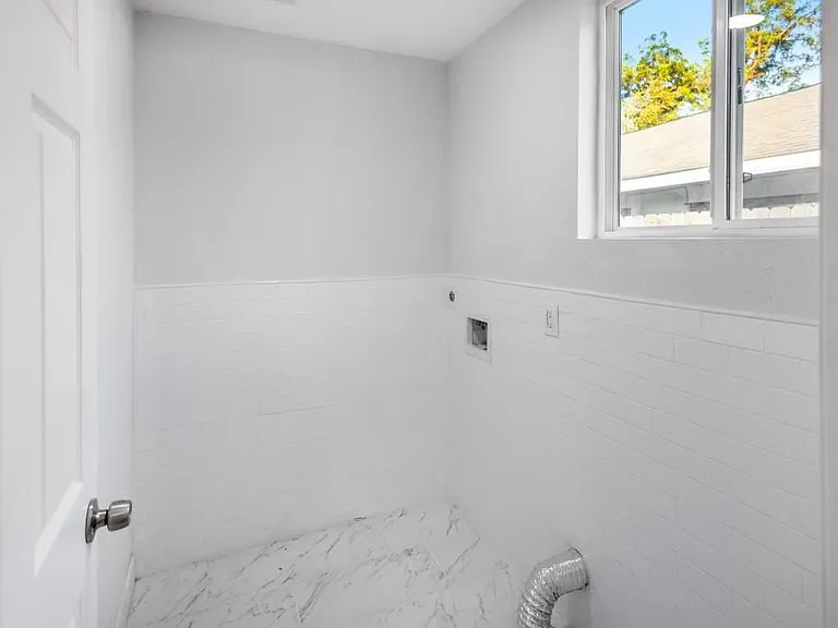 3234 Berry St — Photo 26