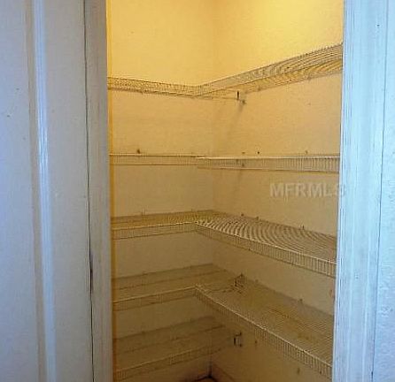 5th image of 716 E Rich Ave