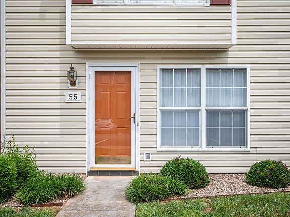 2nd image of 55 Mulberry Cir