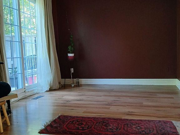 5th image of 24 Sutter Ave