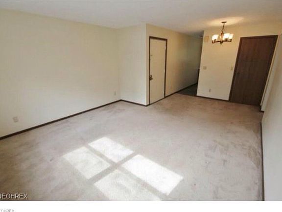 3rd image of 1060 Brandywine Blvd APT H