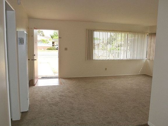 3rd image of 3338 Mount Acadia Blvd
