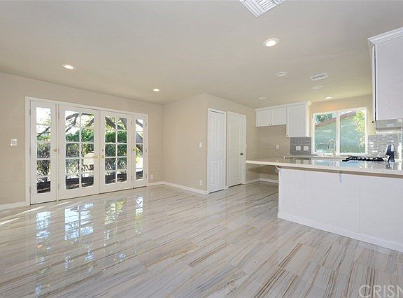3rd image of 6992 Platt Ave