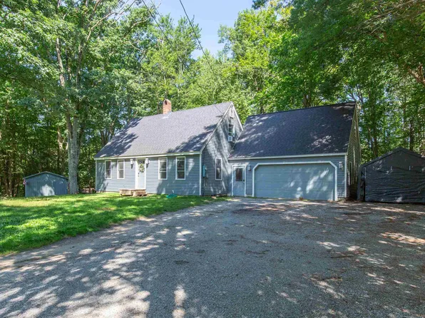 39 Evergreen Circle, Henniker, NH 03242-3174