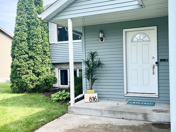 4th image of 816 3rd St S