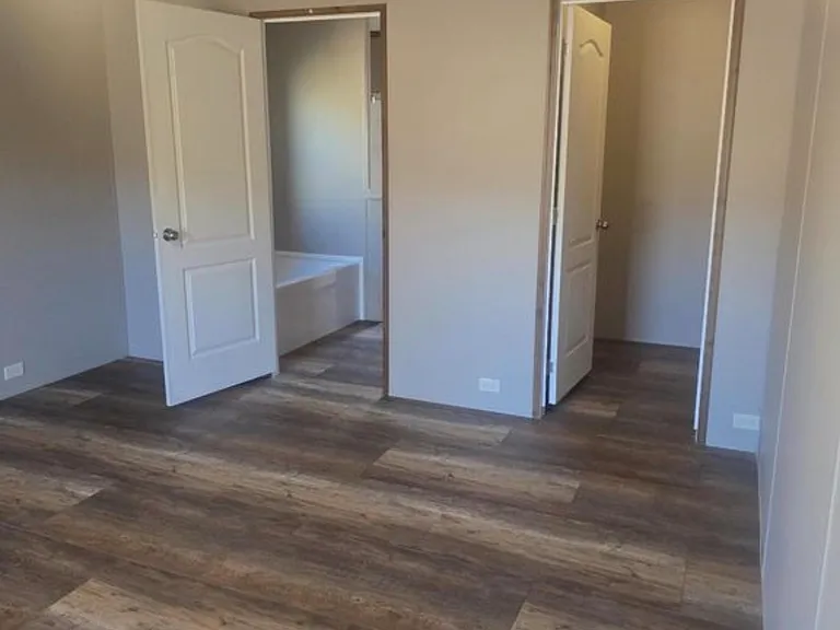 5202 Old Mike Padgett Hwy — Photo 9
