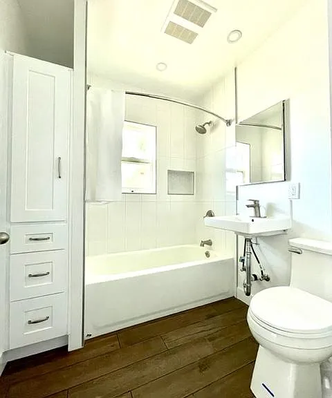 1136 Diamond Ave #C — Photo 3