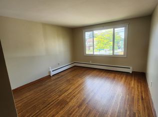 963 Ridge Rd APT 5, Buffalo, NY 14218