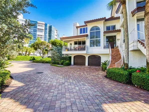 4717 Villa Mare LN #26-15, NAPLES, FL 34103