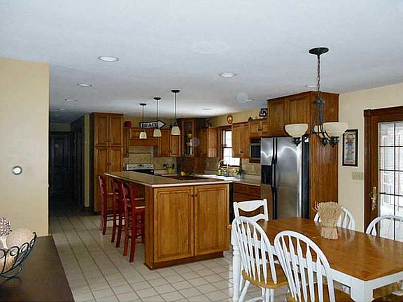 3rd image of 1116 Winterberry Dr