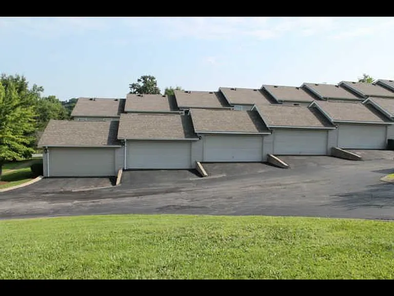 128 Waterview Dr #128 — Photo 12