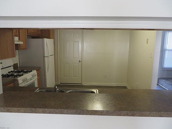 4th image of 603 Sheafe Ct