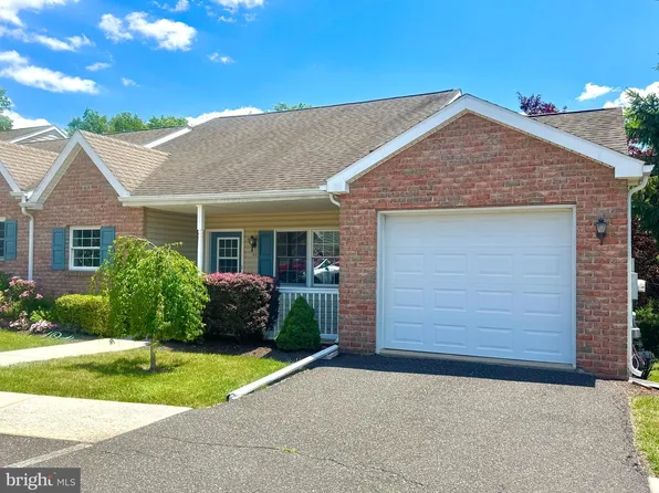 43 Ellen Cir, Pottstown, PA 19464